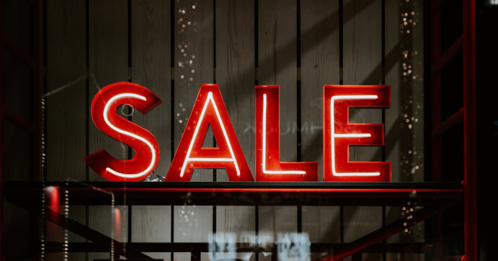 Letrero se vende rojo iluminado