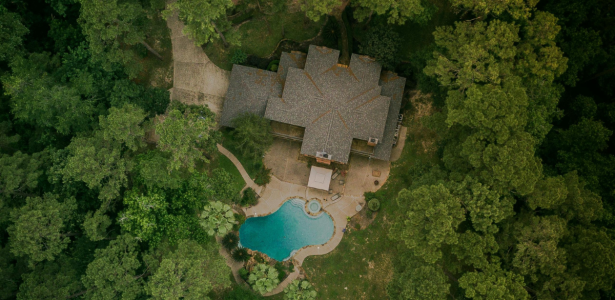 ¿Te sientes atrapado en una casa demasiado grande? Cómo recuperar tu libertad y simplificar tu vida